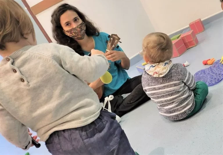 bébés à la crèche