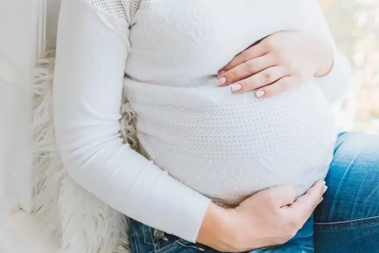 ventre de femme enceinte